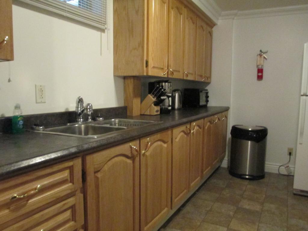 Comerford'S Ocean View Suites Holyrood Bagian luar foto