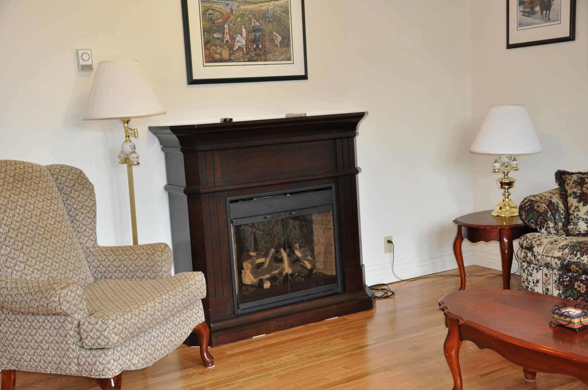 Comerford'S Ocean View Suites Holyrood Bagian luar foto